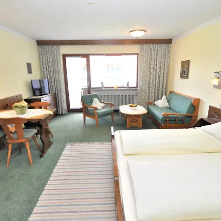 Apartment Appartementhaus Alpenrose Wallgau