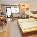 Appartementhaus Alpenrose * Wallgau